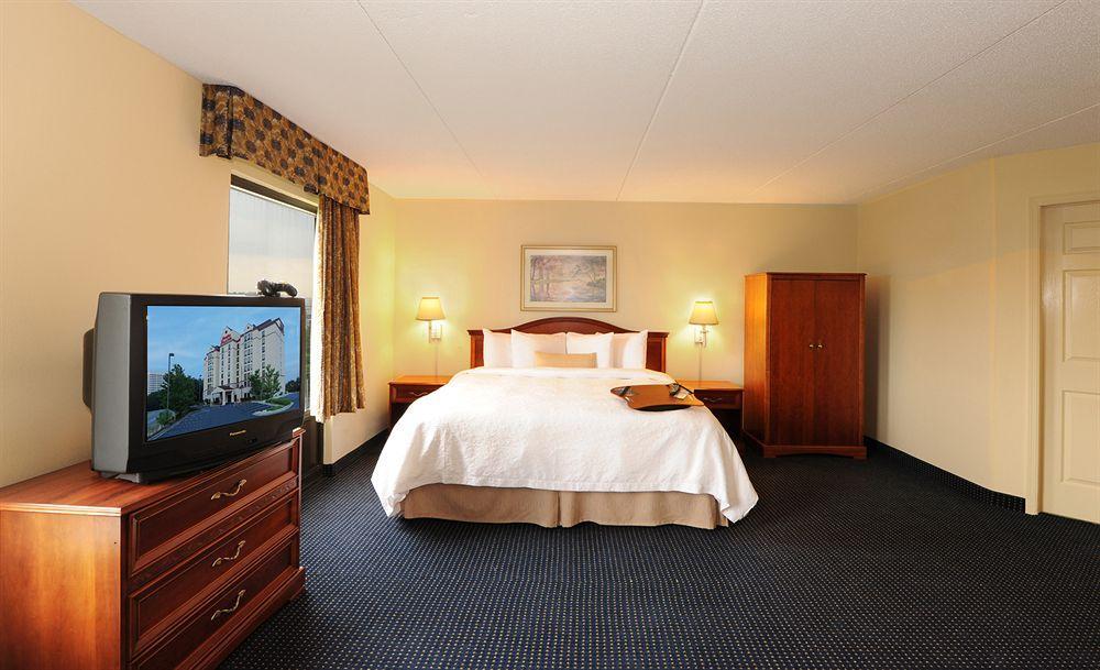 Hampton Inn & Suites Atlanta-Galleria Smyrna Εξωτερικό φωτογραφία