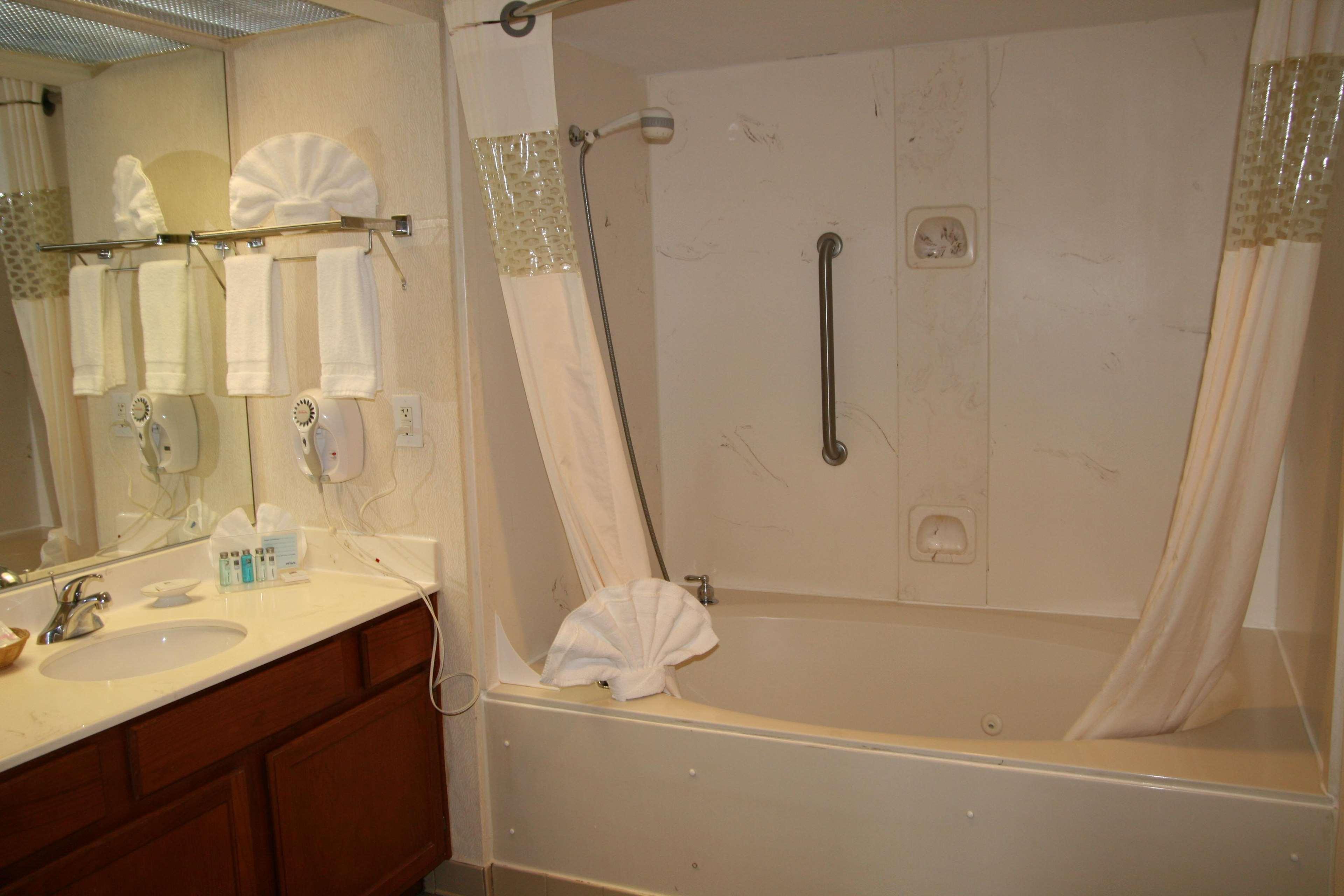 Hampton Inn & Suites Atlanta-Galleria Smyrna Δωμάτιο φωτογραφία