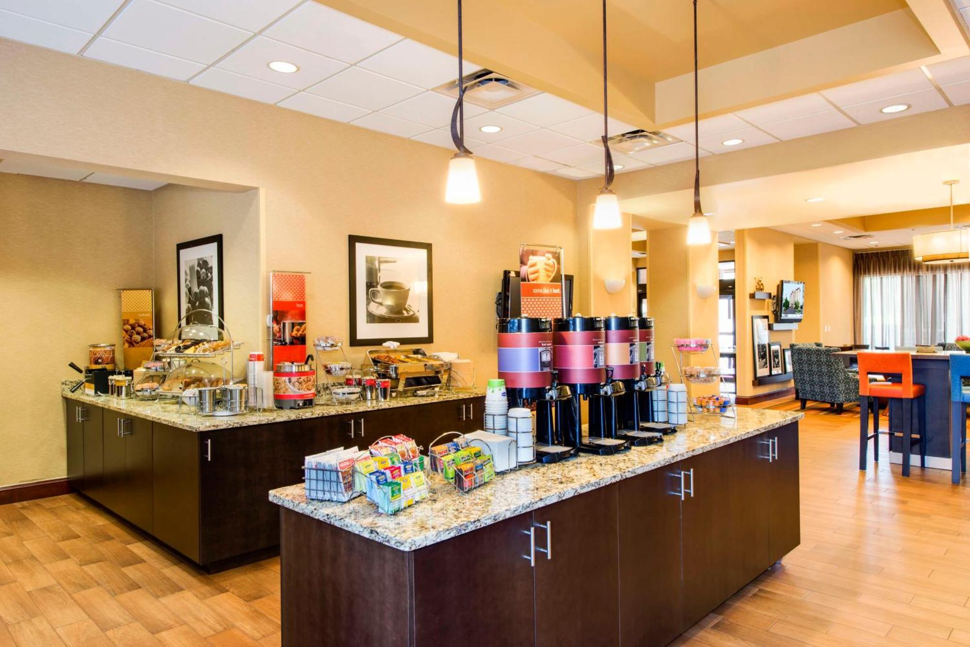 Hampton Inn & Suites Atlanta-Galleria Smyrna Εξωτερικό φωτογραφία